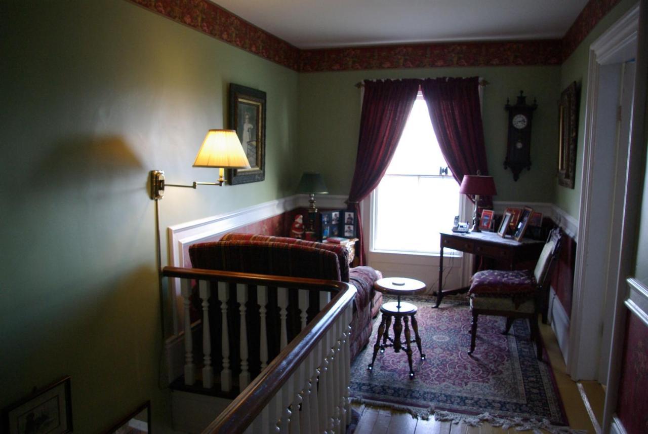A Seafaring Maiden Bed And Breakfast Granville Ferry Exterior foto